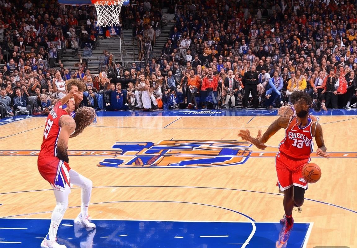 2018年76人VS太阳：恩比德布克巅峰对决篮球盛宴